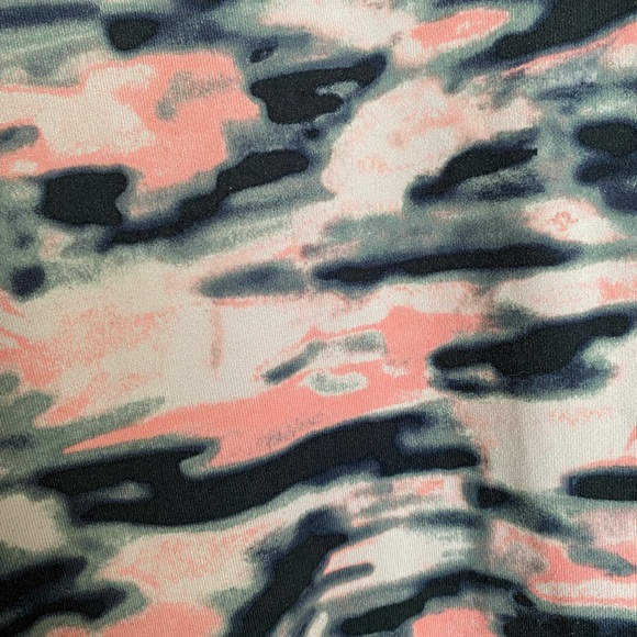 Lululemon Tank Top Racerback - Picture 2 of 4